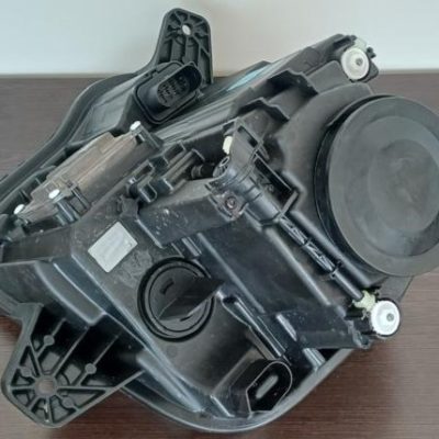 نمای پشت چراغ جلو راست MVM X33 CROSS با جزئیات محل اتصالات